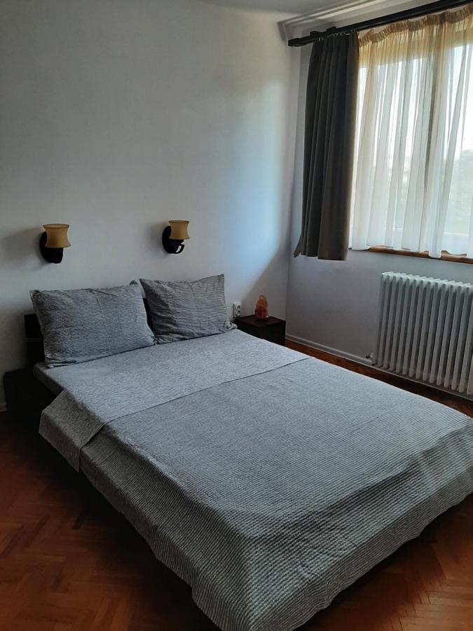 Hyggelig Oradea Exterior foto